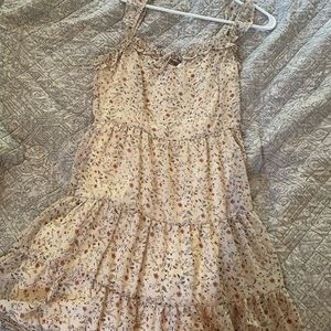 ALTAR’D STATE Floral Off-White MIDI Dress